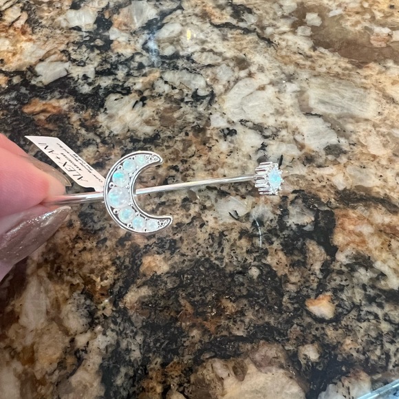 Limited Edition Alex and Ani Moon and Sun Cuff Bracelet NWT - Picture 3 of 6